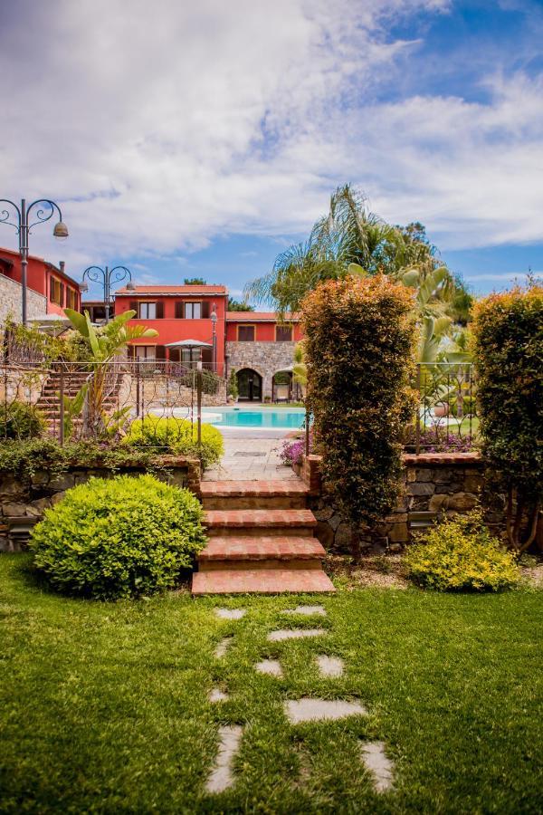 Leonardo Resort Империя Экстерьер фото