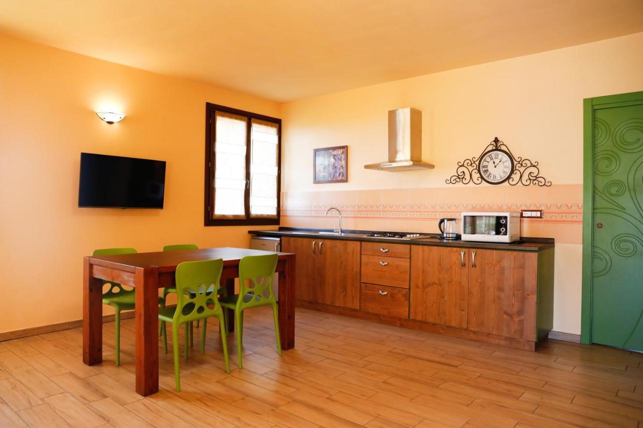 Leonardo Resort Империя Экстерьер фото